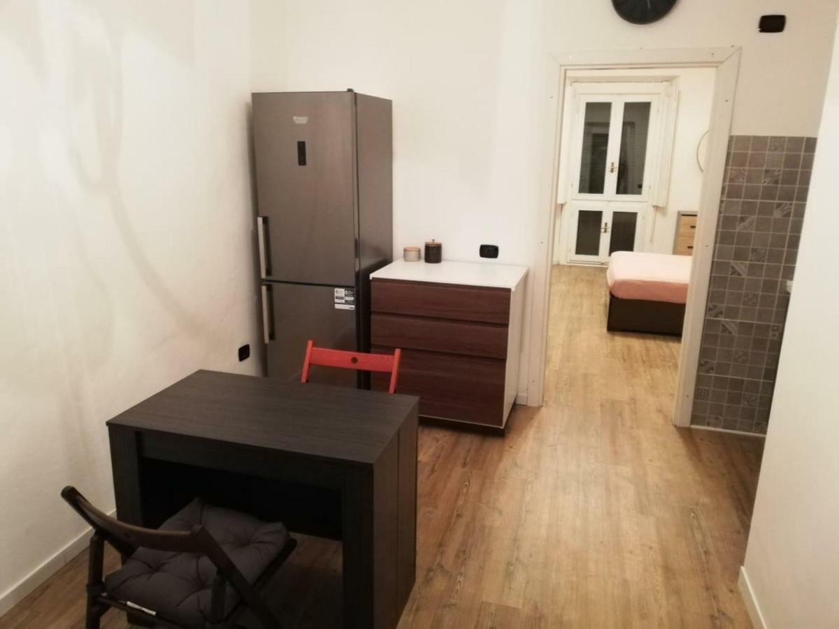 Appartamento CENTRO e PARCO 10 min - flat in Monza Esterno foto